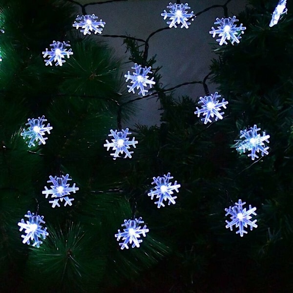 Solcelledrevne julelys 50 LED 8 tilstande Cool White Fairy String Lights Snowflake Dekorationer til udendørs haveferiefest gårdsplads Christ