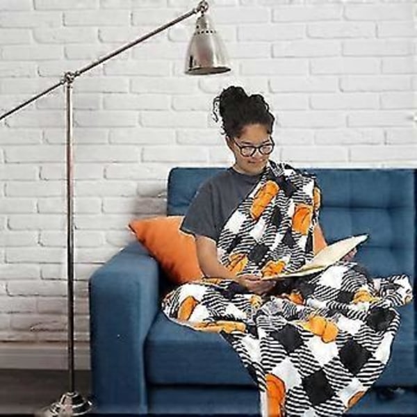 60\" L X 50 W Efterårs Dekorativt Kastetæppe: Moderne Bondehus Landstil Sort Og Hvidt Tern Med Orange Græskar Til Stue Sofa Seng Stol Kollegieplaid P
