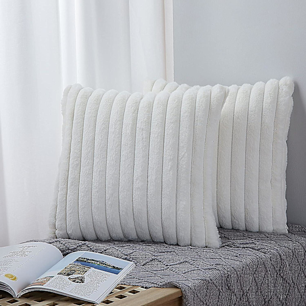 Mjuk plysch konstgjord päls modern texturerad accent kuddfodral 18x18 tum 2-pack, Boho dekorativa luddiga fyrkantiga örngott för soffa säng