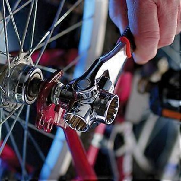 Yleisavainhylsy - 360 astetta säädettävä monitoimiavaintyökalu (1 kpl)