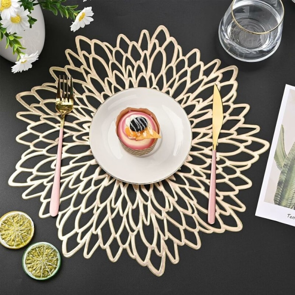 16 Pakker Gull Plassmatter Bordmatter Sett, Gullblad Hule PVC Bordmatter og Coaster Vinyl Varmebestandig Antiskli Vaskbare Plassmatter for
