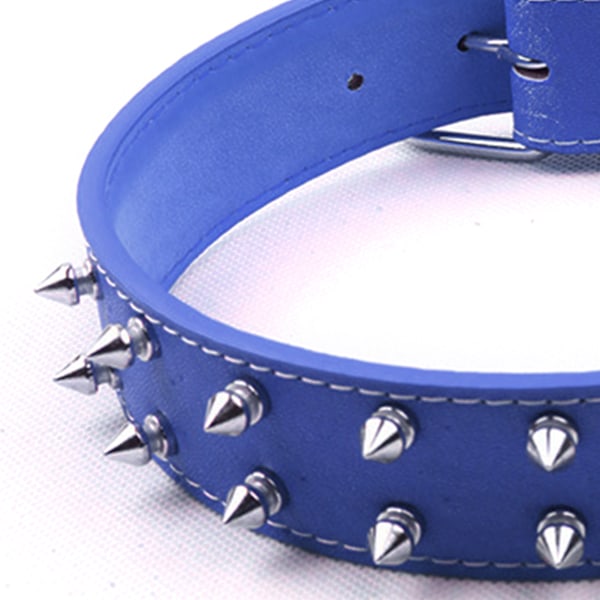 Punkig Hundhalsband med Spikar PU Läder Justerbart Nitat Hundhalsband med Spikar Rivet Djurhalsband för Mellanstora till Stora Hundar Blå