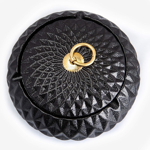 Tung Askkopp, Rund Form Med Lock Elegant Konstnärlig Målning På Ytan Cool Askkoppsdesign För Hemmakontor Inomhusdekoration