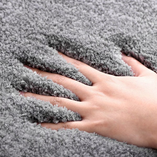 Badrumsmatta med Plysch Tjock Mikrofiber, Halkfri Design för Säkerhet och Stil
