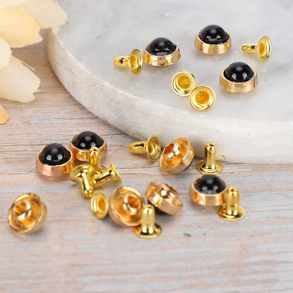 100 set färgade kristallnitar 8MM DIY zinklegeringsdekorationsspikar för bagage kläder skorSvart