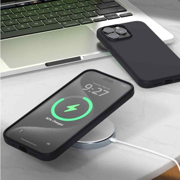 Pehmeä TPU-kotelo iPhone 14 Prolle - Ohut ja musta