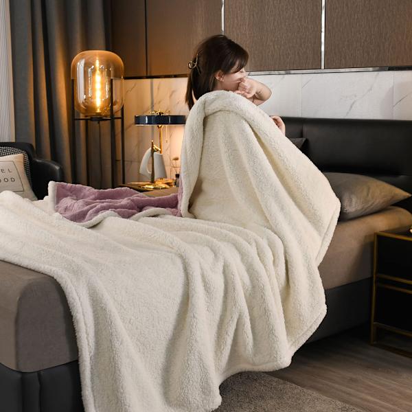 Gosig filt 100 x 150 cm liten fluffig tjock filt lila vit stickad filt soff filt soffa filt dubbelsidig extra mjuk och varm