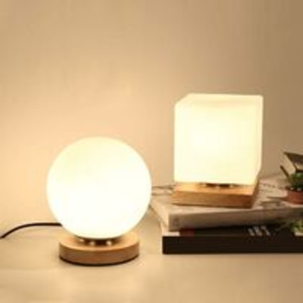 Minimalistisk romantisk kreativ mjölkfärgad boll sänglampa, E27 massivt trä rund bordslampa, sovrum studie matsal läslampa