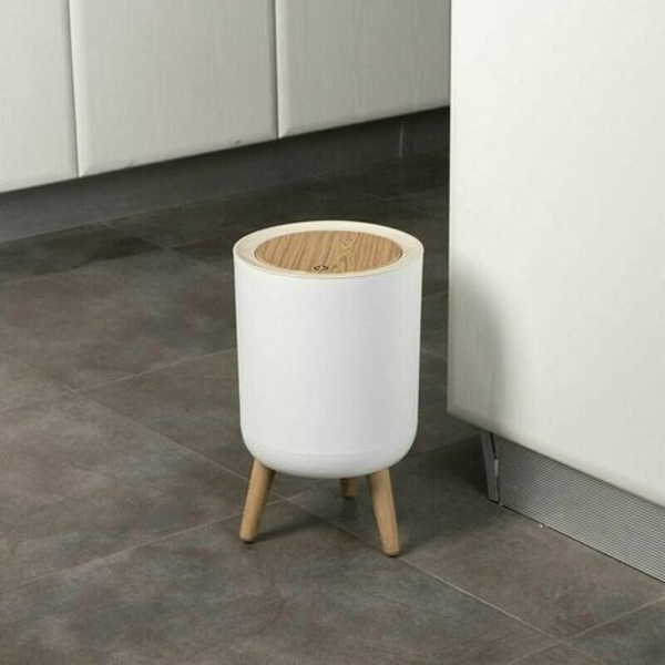 Fristående badrumssopkorg med touch 7L Trä