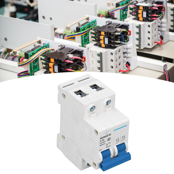 DC Miniatyrkretsbrytare 2P 6KA 400V Luftswitch för Solcells-PV-Systempaneler Nät C32 32A