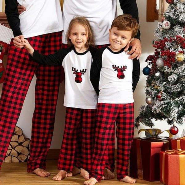 Matchande familj barnpyjamas set jul PJ:s bokstavstryck topp och rutig byxa pyjamas nattkläder