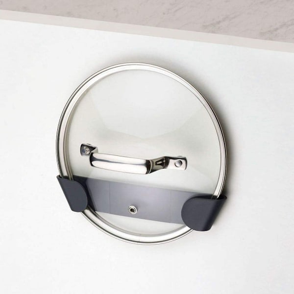 CupboardStore - Set med 4 lockhållare för grytor och stekpannor Självhäftande väggmontering, lämplig för lock upp till 24 cm, självhäftande tejp ingår