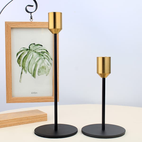 Sorte Lysestaker for Lysestaker: Gyllen Konisk Lysestake