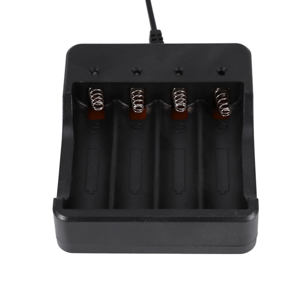 Batterilader til 4 slots til 18650 Lithium Genopladelige Batterier EU-stik