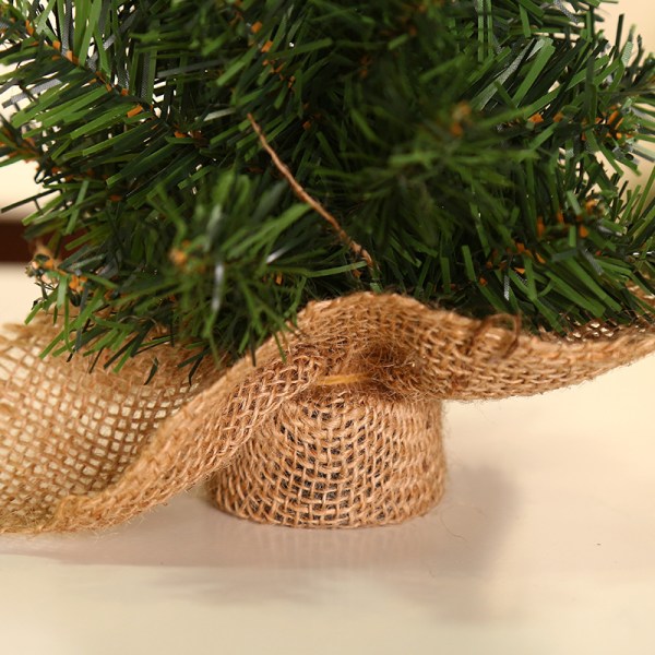 2 stk juletræ 20cm grønt træ 30cm mini juletræssæk basetræ Juledag indkøbscenter vindue bordpynt