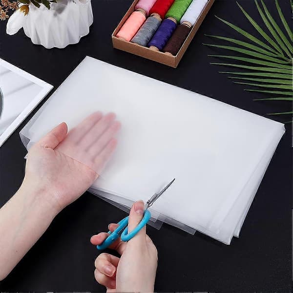 39\"53.9\" Transparent TPU Fabric 0.1mm Thick Clear Solid Waterproof Flexible Plain Weave Cut Per Yard