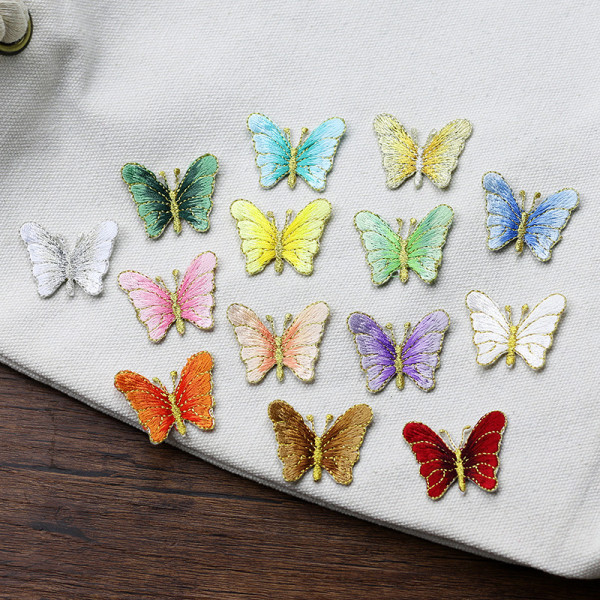 14 delar Fjärilar broderi påstrykningslapp 3,8x3 cm , broderi självhäftande påstrykningslappar Påsydda klistermärken för kläder, ryggsäckar, jeans, hattar,