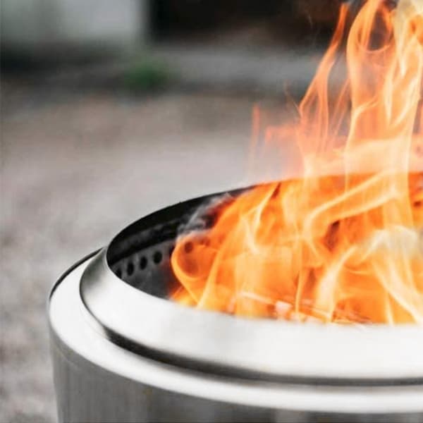 Fire Pit Bärbar Utomhus Vedeldad Uteplats Bakgård Firepit för vintern
