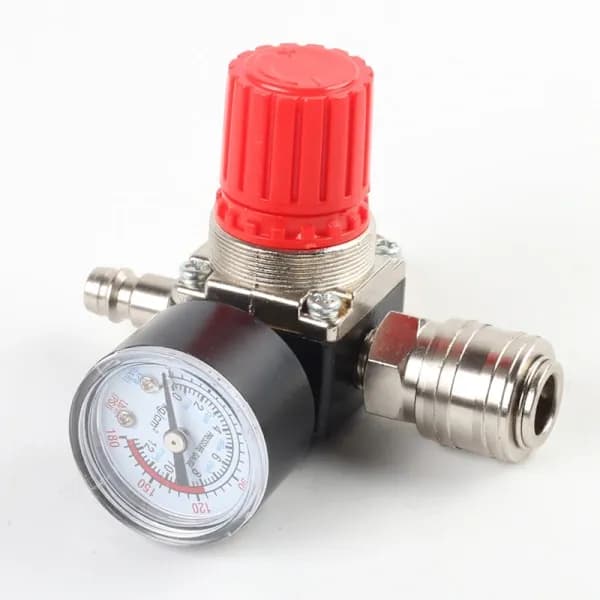 [02]1 stk lufttryksreducer, 1/4 trykreducer, 4-hullers trykregulator med manometer, kompressor