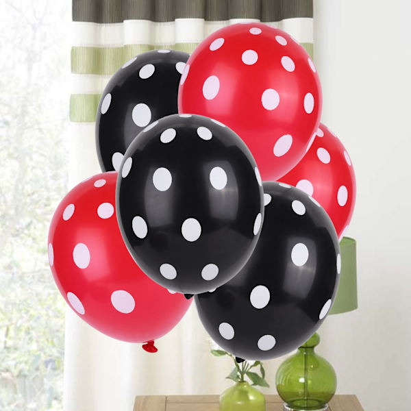 32-osainen Polka Dot -lateksipallosetti syntymäpäiville, kihlajaisille ja häille (Malli #1)