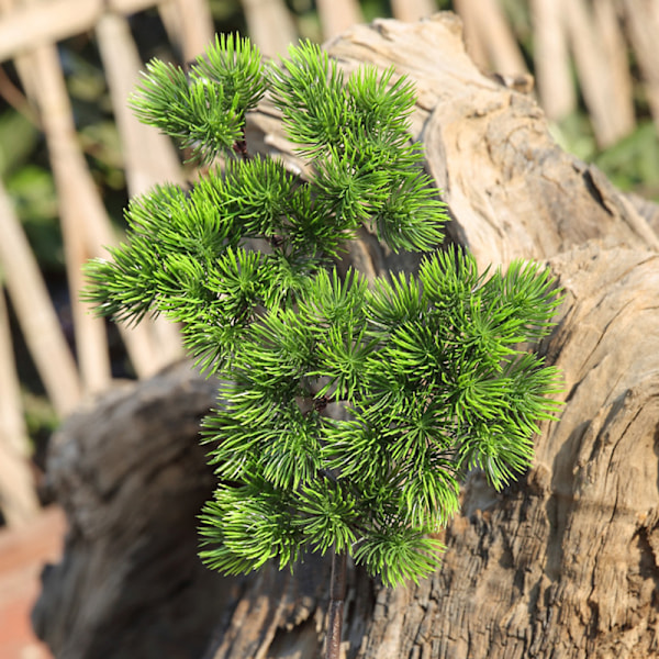 Kunstige furutrær og bonsaitilbehør til blomsterdekorasjon - Kunstige blomster, thuja-blader og dekorative furutrær A1