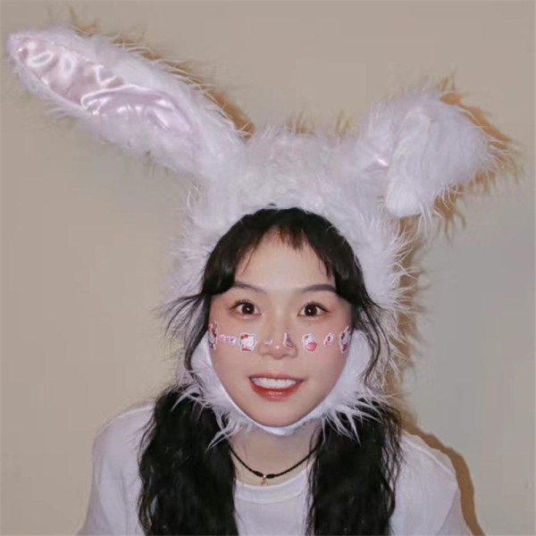 Sød pige hjerte plys kanin lange øre hovedbeklædning Foto Udfør