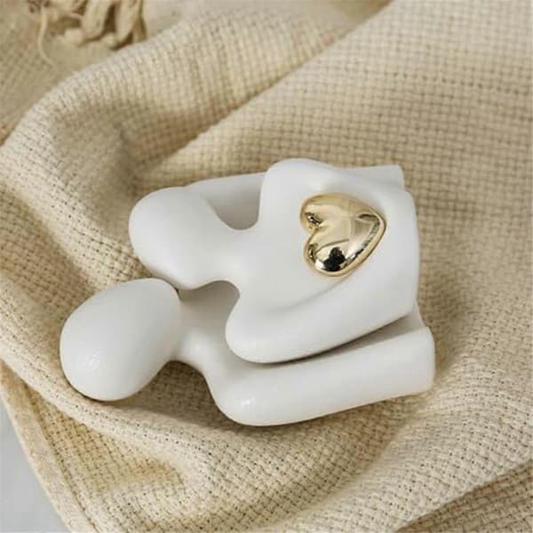Mini Couple Statue TV Cabinet Decor Abstract Sculpture White B