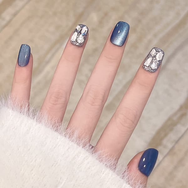 Blå Katteøje Korte Negleplastre med Rhinestones - 24 Stykker
