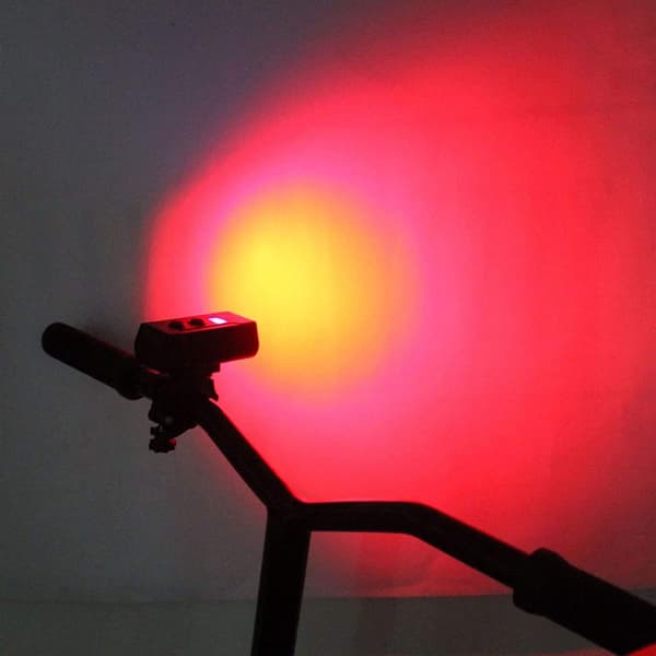 Powerful LED Bicycle Light - USB Rechargeable - 7 Modes - Super Bright