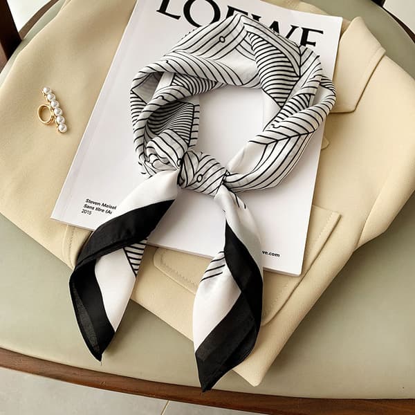 Dam Silk Scarf Geometric Pattern Small Square Silk Scarf 70*70