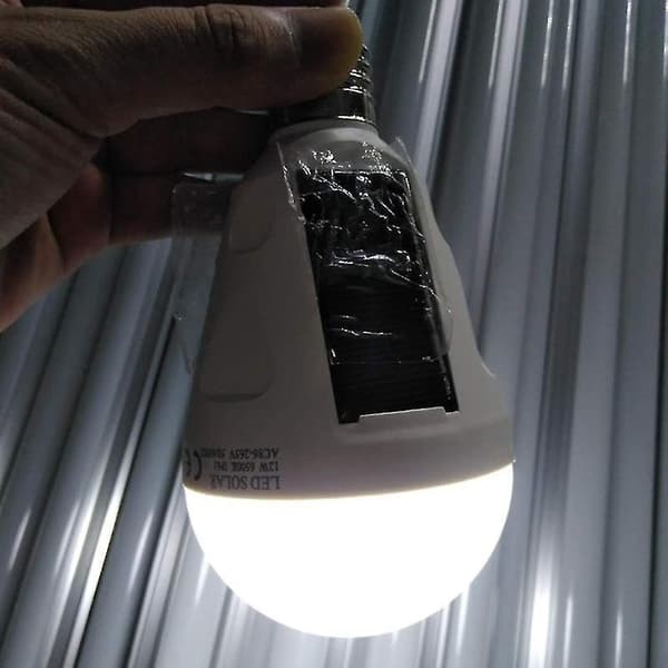 1 stk. solcellelampe til udendørs brug i hjemmet