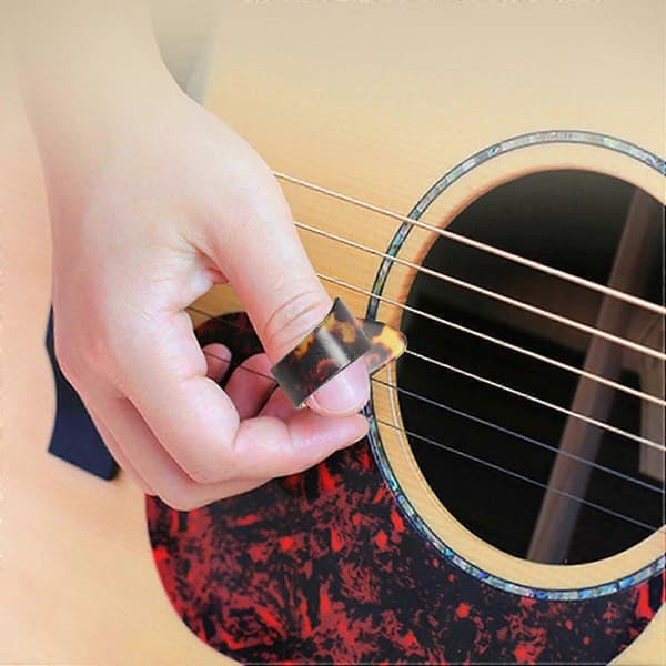 4 stycken tumfingergitarrplektrum celluloid mediator tumplektrum för akustisk elektrisk gitarr tjock