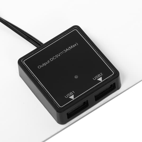 Bærbar solcellelader med dobbel USB og klips for camping utendørs