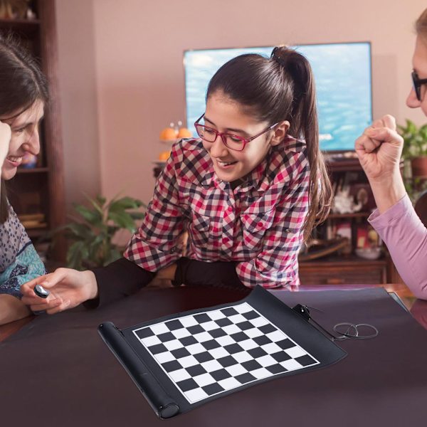 Chessæt Bærbar Rejsebrætsspil PU Læder Rulbar Chessæt til Børn og Voksne