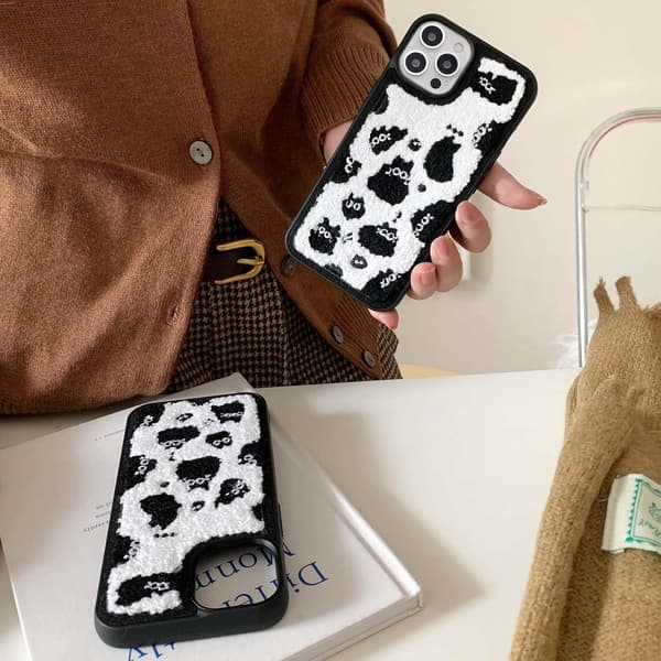 Blødt Sort Kat Plys Cover til iPhone 14 Pro, Sødt Æstetisk Cover Kompatibelt med iPhone 14 Pro (Ikke Max)[JUN]