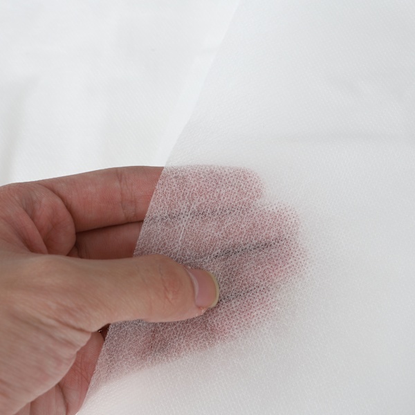 Växtfrostskydd, kallskyddstyg, växtskydd, växtskydd av non-woven tyg - tunt 1,6*9m material non-woven tyg 30g/m2