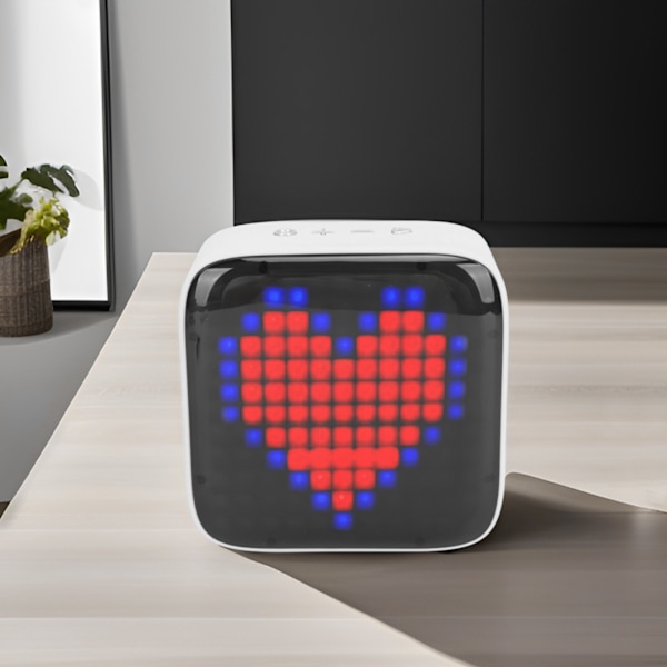 Mini Bluetooth-kaiutin Retro LED Värikäs Valo Pixel-tyyli Kannettava Langaton Kaiutin Makuuhuoneelle Toimistolle Yliopistolle Ulkotiloille Harmaa