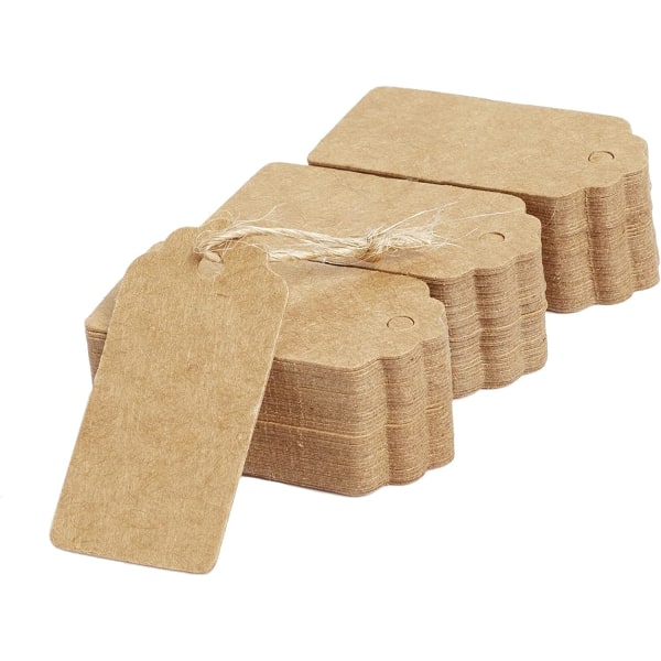 Kraftpapir gavelapper, brun, kamskjell 4x2 cm, 100 pakke med snor