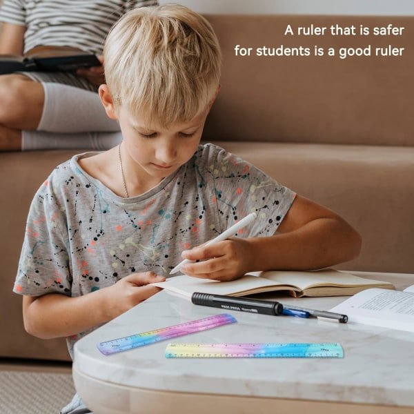 En farve brudsikker fleksibel lineal 30 cm plast lineal kan bøjes flad lineal metrisk lineal til børn og voksne i klasseværelset