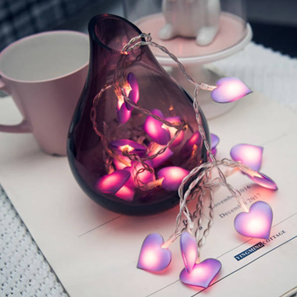 Hjärtformade LED-ljusslingor i rosa för flickors sovrum, ZQKLA