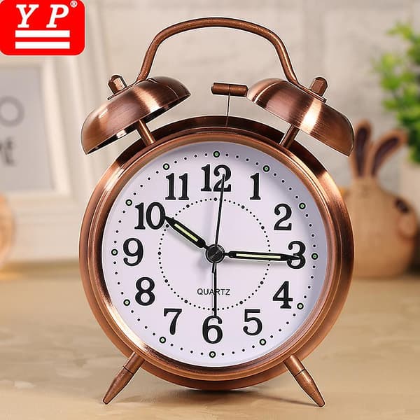 Väckarklocka Dubbel Klocka Retro Koppar Metall 6\" Extra Högljudd Quartz Fladdermus