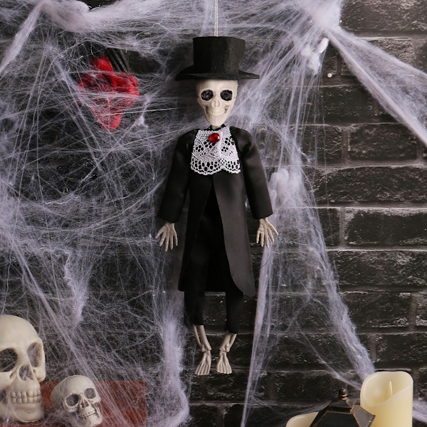 Hängande spöklika brud- och brudgumsskelett Halloween-dekorationer för spökhus