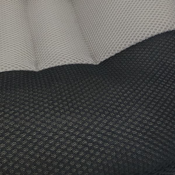 Erittäin mukava auton tehostajaistuinpehmuste kahvalla, hengittävä