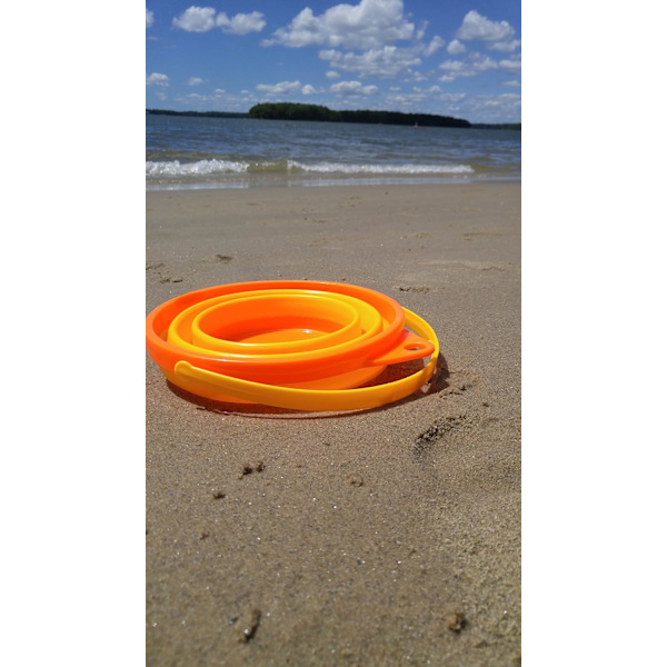 Sammenklappelig spand, foldbar og pladsbesparende strand- og legespand