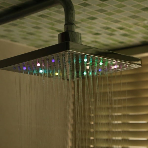Fyrkantigt LED-duschhuvud med 7 färger som ändrar vattenflödet Pow, ZQKLA