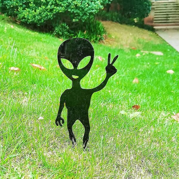 Puutarhakoriste, Alien-siluettipuutarhakoriste ulkokäyttöön