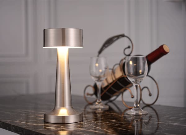 Ladeskrivebordslampe med LED-lys og berøringsfølsom sensor, ZQKLA