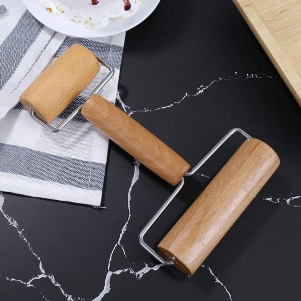 Kjevle for baking, solid trekonstruksjon sikrer holdbarhet, perfekt balansert deigrulle for jevn tykkelse i bakverk