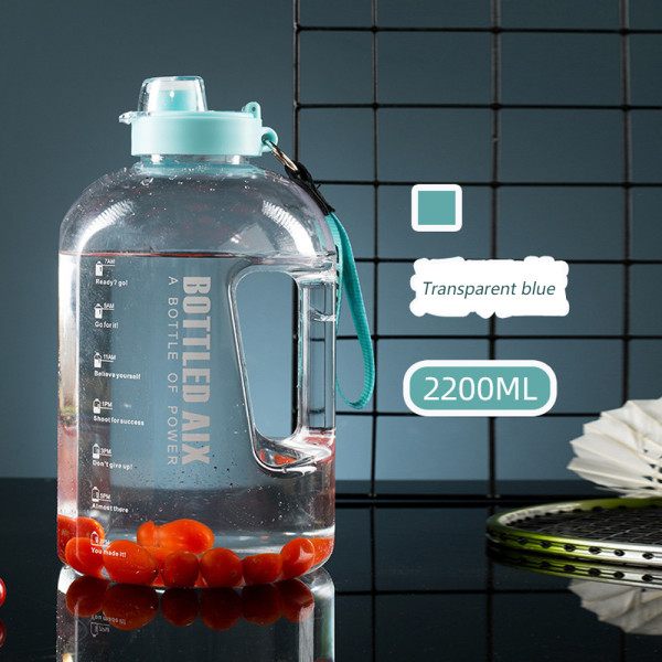 2,2L vannflaske med sugerør - vannkanne - motiverende vann