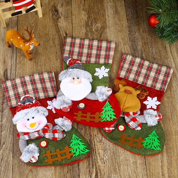 Festlig Julstrumpa Set, Karaktär Jultomte Snögubbe Ren Design, 3D Applikation Design Applikationer för Familjehelgdekor, Högkvalitativt Linne